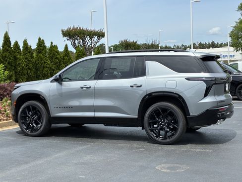 New 2026 Chevrolet Traverse RS FWD image 9