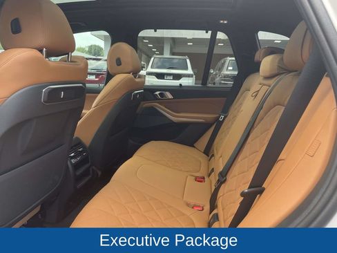 Used 2024 BMW X5 sDrive40i w/ Executive Package RWD image 20