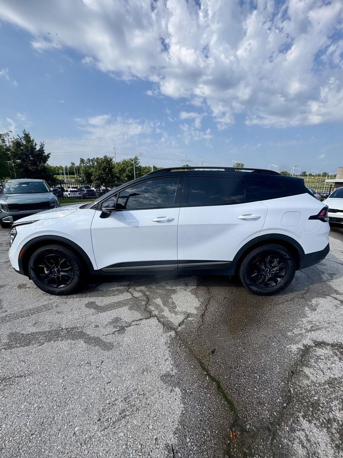 Used 2023 Kia Sportage X-Pro Prestige AWD/4WD image 2