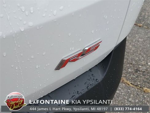 Used 2020 Chevrolet Traverse RS w/ LPO, Floor Liner Package image 8