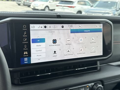 Used 2024 Jeep Wrangler Unlimited Rubicon w/ XTREMEE 35" Tire Package image 13