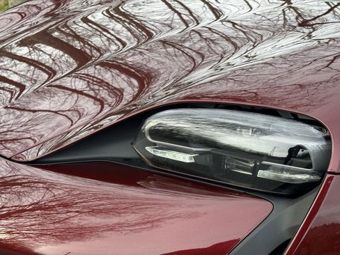 Used 2022 Porsche Taycan 4S w/ Off-Road Design Package image 22