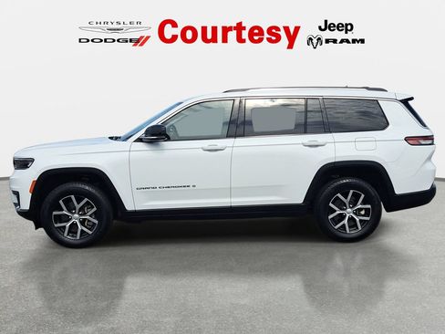 Certified 2023 Jeep Grand Cherokee L Limited AWD/4WD image 6