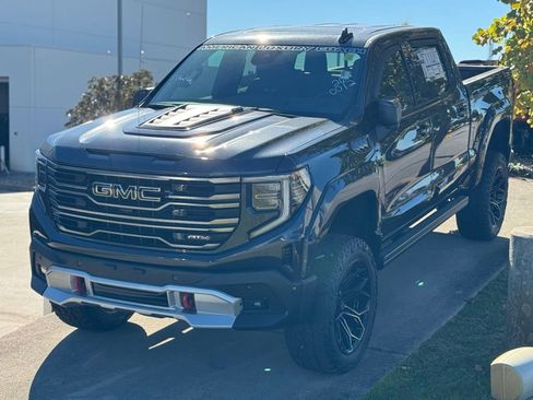 New 2026 GMC Sierra 1500 AT4 w/ Technology Package image 10