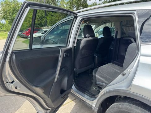 Used 2016 Toyota RAV4 LE FWD image 17