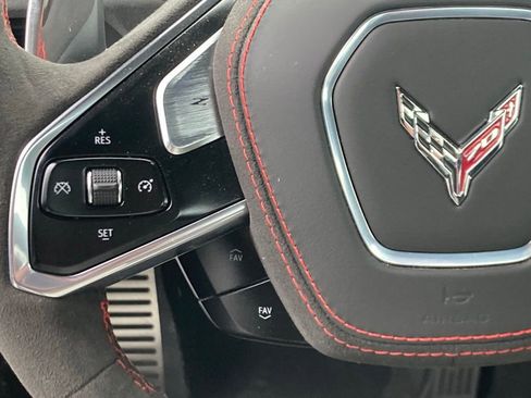Used 2023 Chevrolet Corvette Stingray Premium Conv w/ Z51 Performance Package RWD image 6