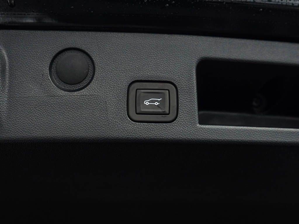 New 2026 GMC Terrain Denali AWD/4WD image 9