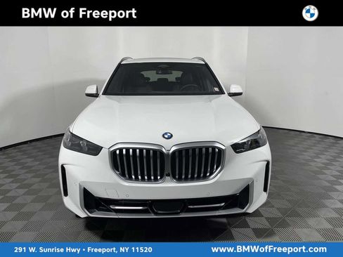 Used 2024 BMW X5 xDrive40i w/ Parking Assistance Package AWD/4WD image 1