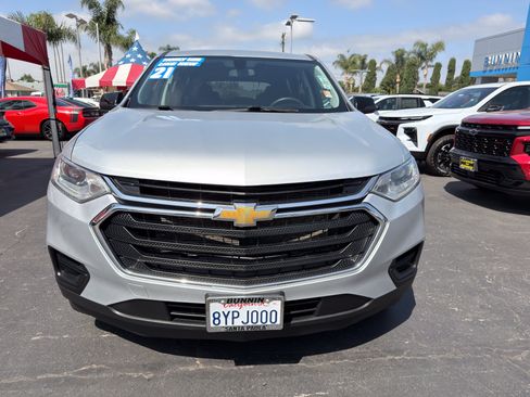 Used 2021 Chevrolet Traverse LS FWD image 42