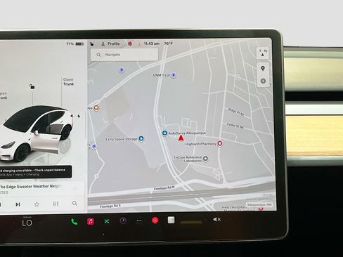 Used 2024 Tesla Model Y Long Range AWD/4WD image 12