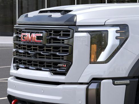 New 2026 GMC Sierra 2500 AT4 w/ AT4 Premium Plus Package AWD/4WD image 13
