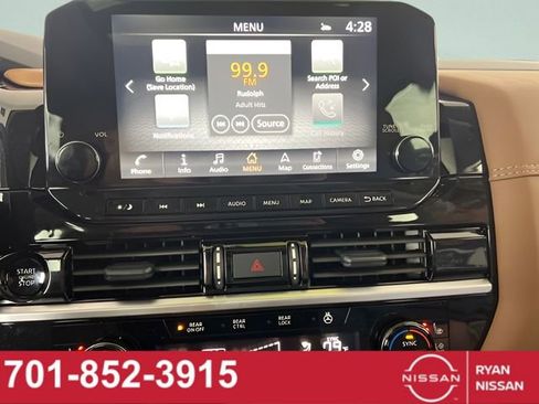 New 2025 Nissan Pathfinder Platinum image 18