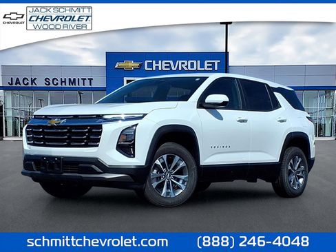 Used 2026 Chevrolet Equinox LT FWD image 1