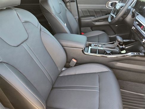 New 2026 Kia Sorento SX image 10