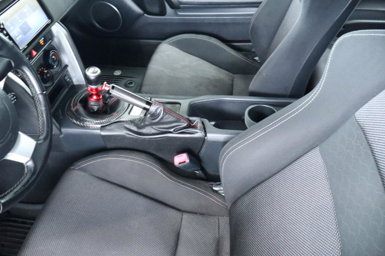 Used 2017 Toyota 86 RWD image 19