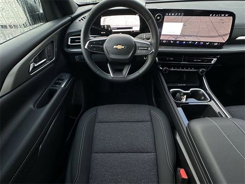 New 2026 Chevrolet Traverse LT image 10