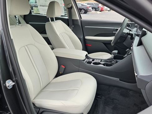 New 2026 Hyundai Sonata SE FWD image 15