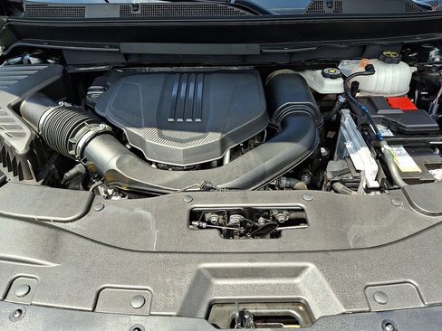 Certified 2024 Chevrolet Traverse LS AWD/4WD image 27