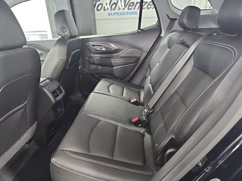 Used 2024 GMC Terrain SLT w/ Elevation Edition AWD/4WD image 18