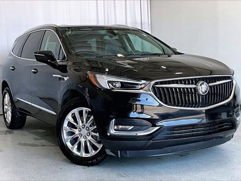 Used 2021 Buick Enclave Essence w/ Sound and Sites Package image 34