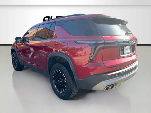 Used 2024 Chevrolet Traverse Z71 AWD/4WD image 5