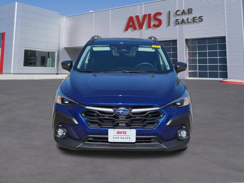 Used 2025 Subaru Crosstrek 2.5i Premium AWD/4WD image 2