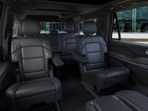 New 2025 Lincoln Navigator L Reserve w/ Jet Appearance Package image 11