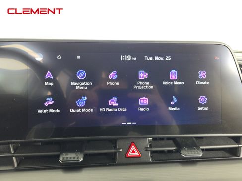 Used 2023 Kia Sportage EX image 16