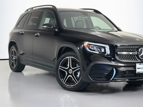 Used 2023 Mercedes-Benz GLB 250 image 13