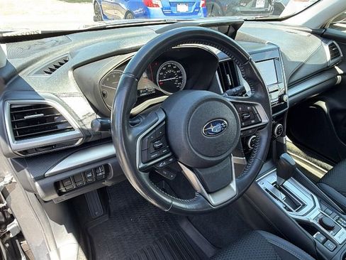 Used 2020 Subaru Forester Premium AWD/4WD image 31