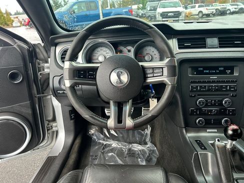 Used 2012 Ford Mustang Shelby GT500 w/ SVT Trackpack image 7