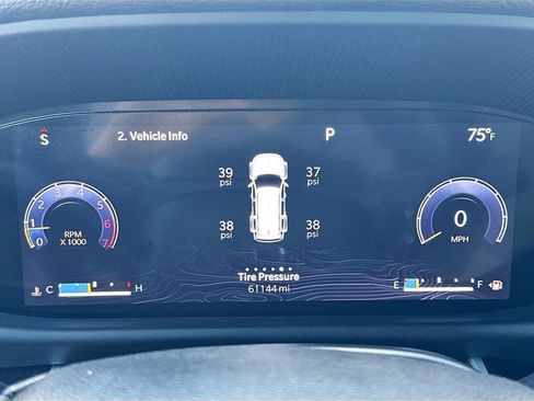 Used 2023 Jeep Wagoneer L Base image 13