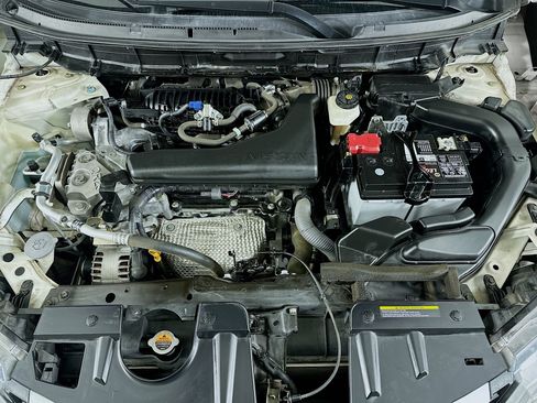 Used 2020 Nissan Rogue S image 30