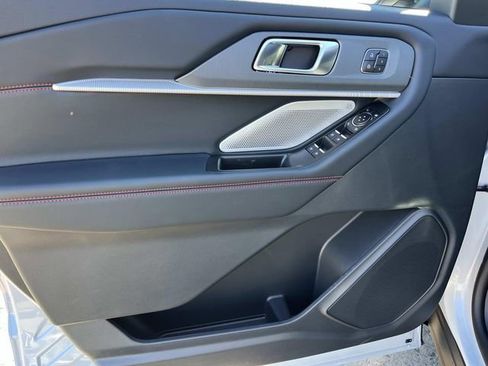 New 2026 Ford Explorer ST w/ Sun And Sound Package image 23