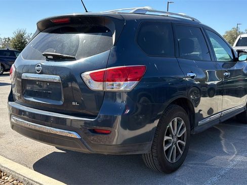 Used 2013 Nissan Pathfinder SL image 4