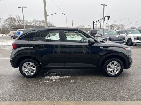 Used 2026 Hyundai Venue SE image 5