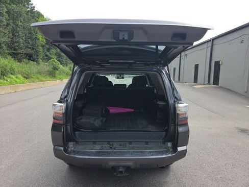 Used 2016 Toyota 4Runner SR5 Premium RWD image 4