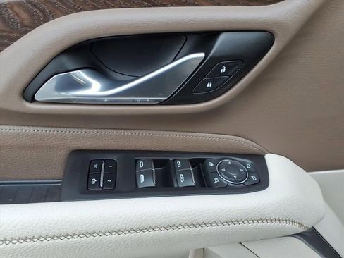 Used 2023 GMC Yukon Denali AWD/4WD image 30