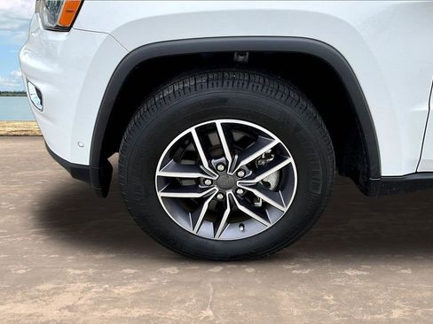 Used 2021 Jeep Grand Cherokee Limited w/ Luxury Group II RWD image 36