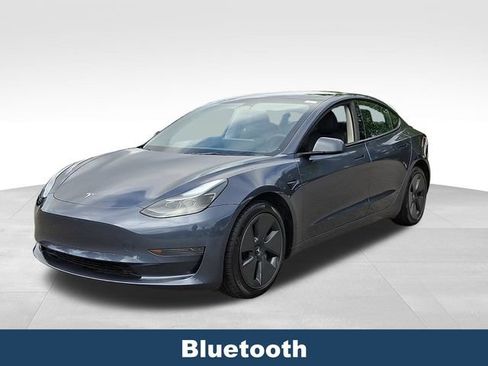 Used 2023 Tesla Model 3 Standard Range RWD image 4