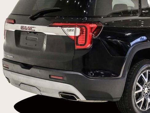 Used 2023 GMC Acadia SLT image 7