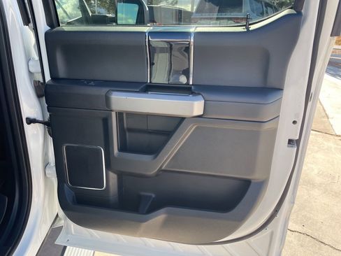 Used 2021 Ford F250 Platinum image 14