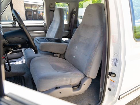Used 1997 Ford F250 4x4 SuperCab Heavy Duty image 24