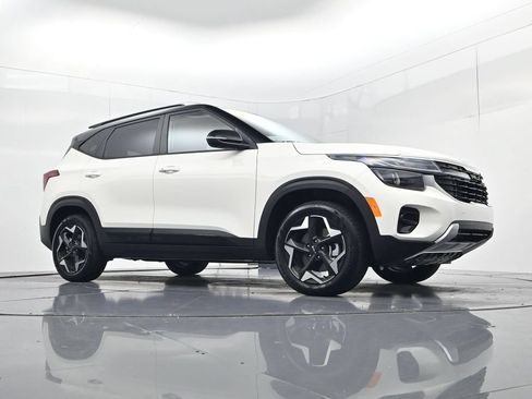 Certified 2026 Kia Seltos S AWD/4WD image 37
