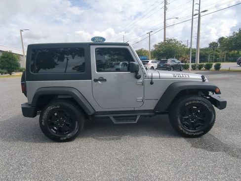 Used 2018 Jeep Wrangler Sport AWD/4WD image 4