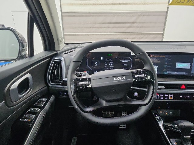 Certified 2026 Kia Sorento SX AWD/4WD image 19