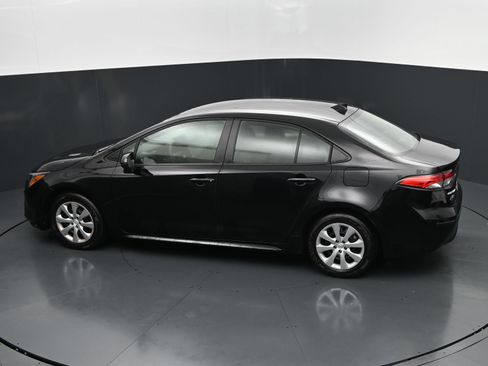 Used 2026 Toyota Corolla LE FWD image 29