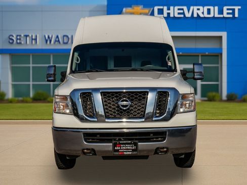 Used 2020 Nissan NV 3500 SL RWD image 2