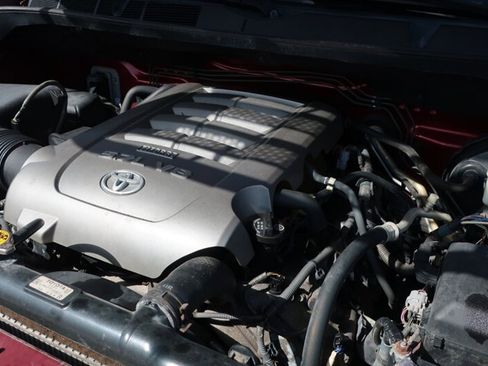 Used 2010 Toyota Tundra 4x4 Double Cab image 38