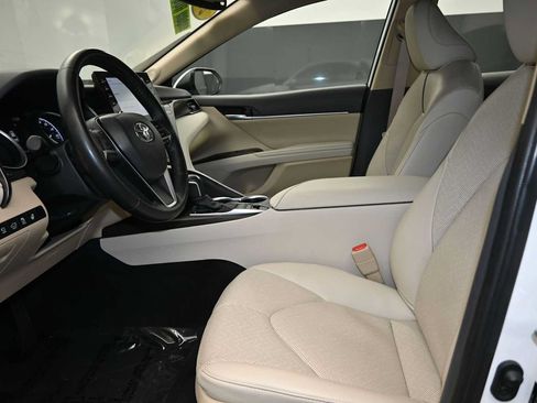 Used 2024 Toyota Camry XLE w/ Navigation Package FWD image 22
